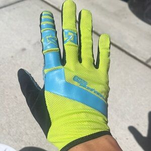 Royal racing core biking gloves women’s medium